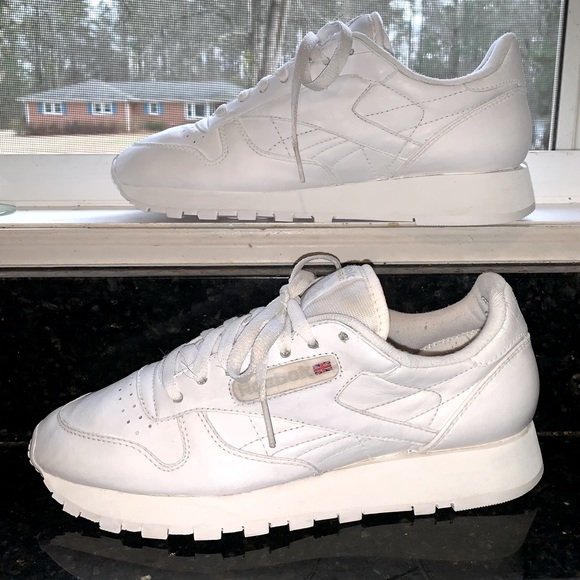Classic OG All White Reebok’s - Picture 3 of 11